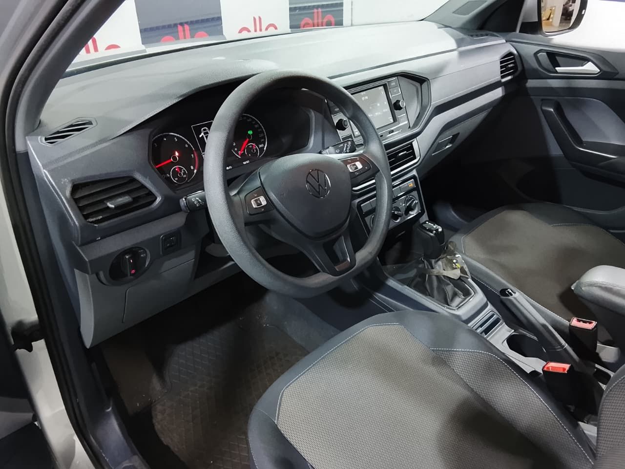 VOLKSWAGEN T-CROSS - foto 11