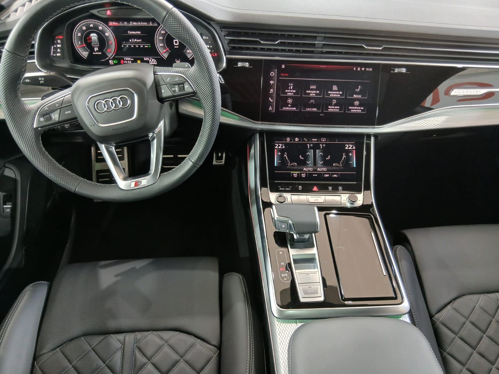 AUDI Q8 - foto 10