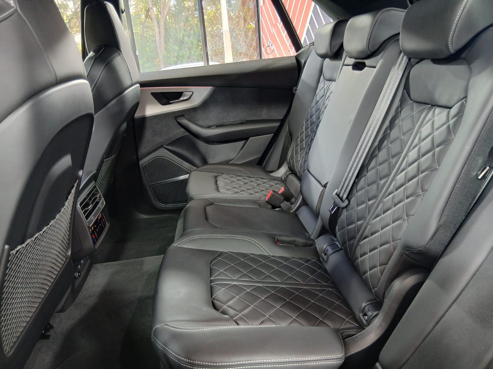 AUDI Q8 - foto 13