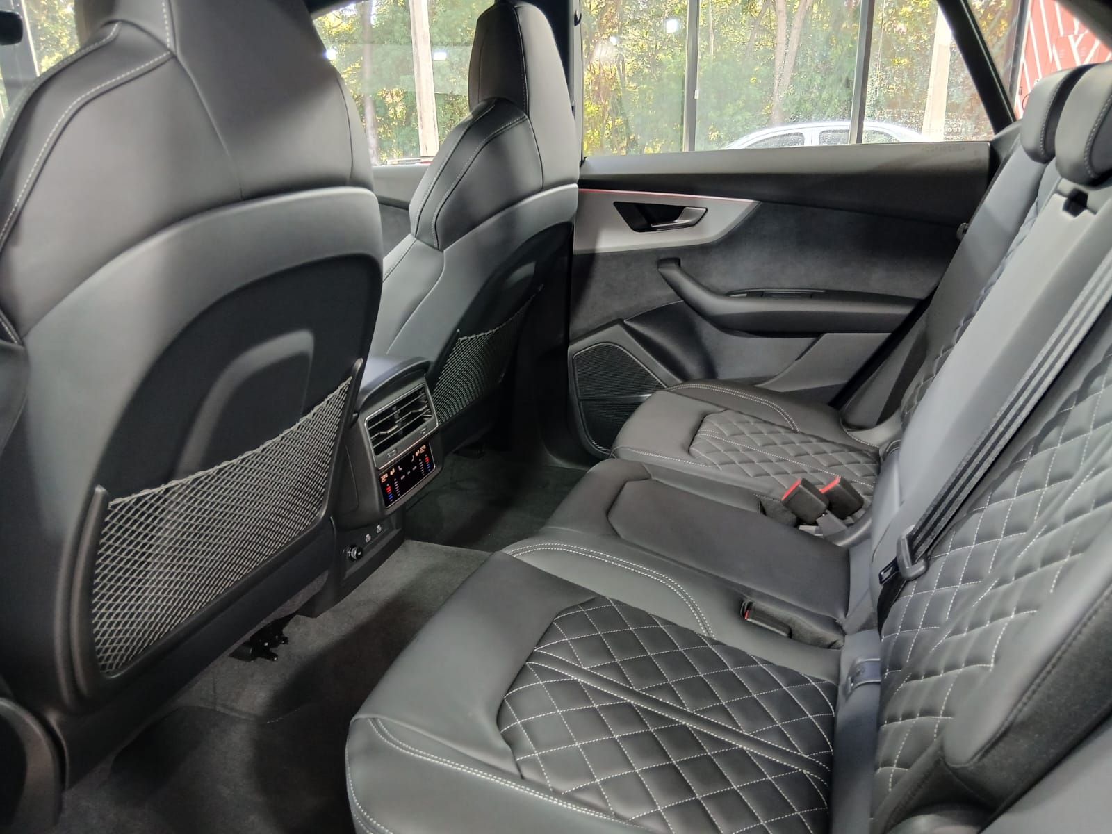 AUDI Q8 - foto 14