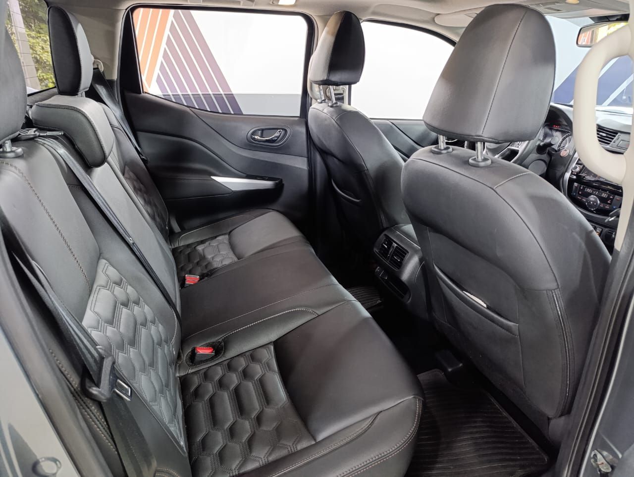 NISSAN FRONTIER - foto 19
