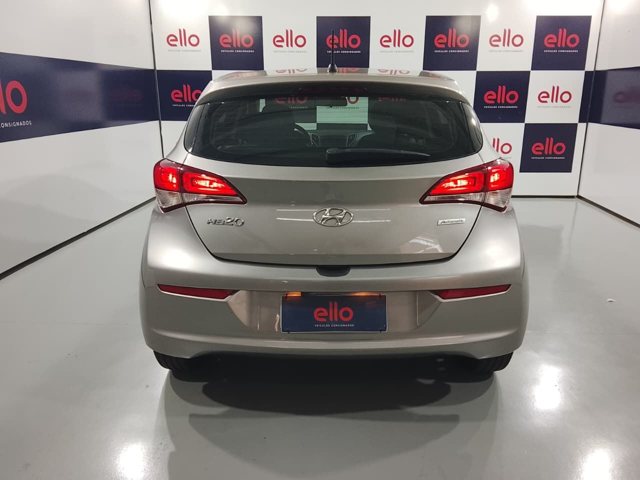 HYUNDAI HB20 - foto 5