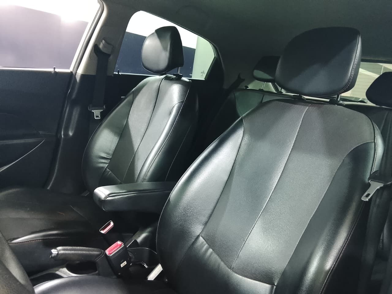 HYUNDAI HB20 - foto 12