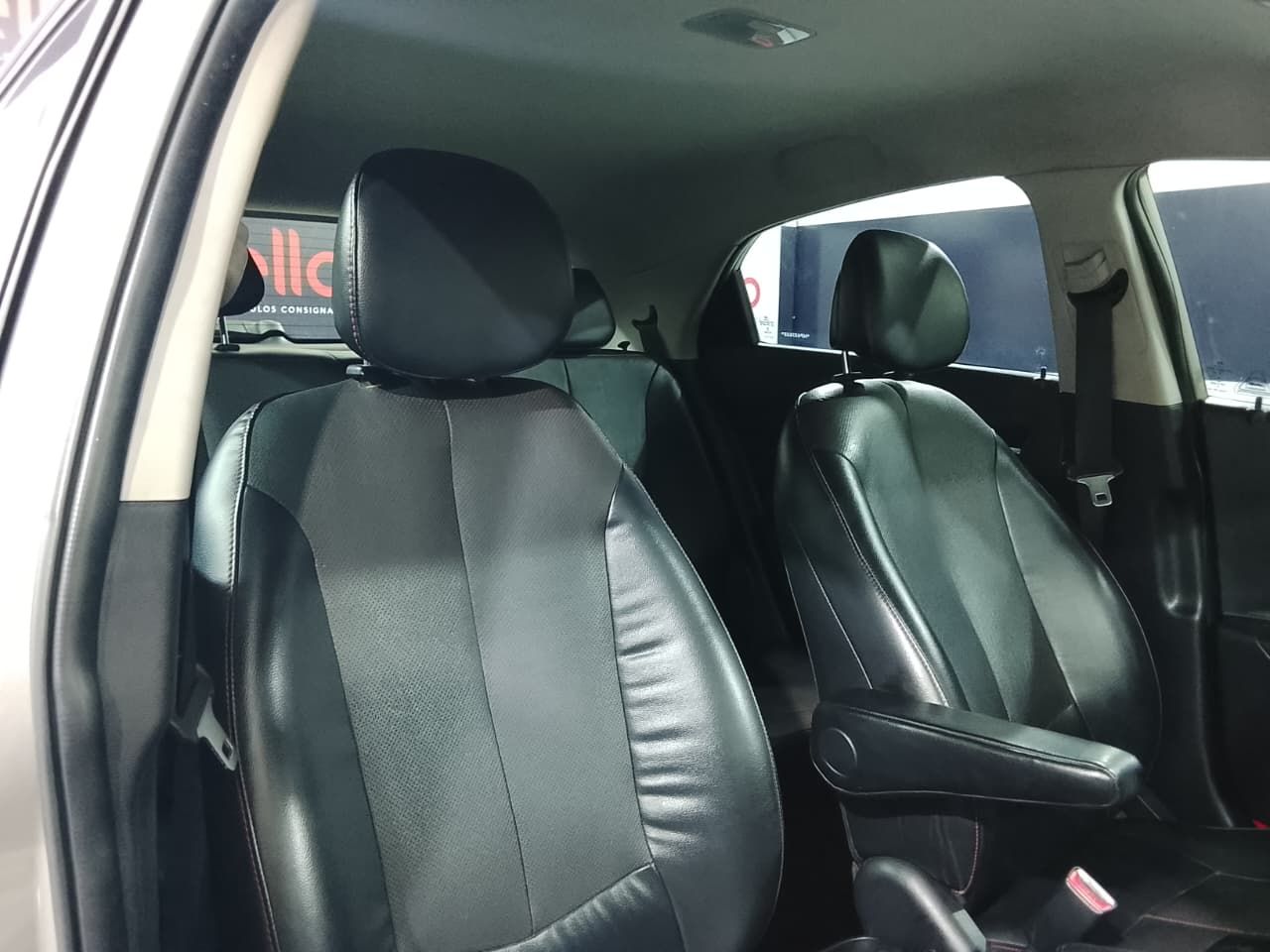 HYUNDAI HB20 - foto 18