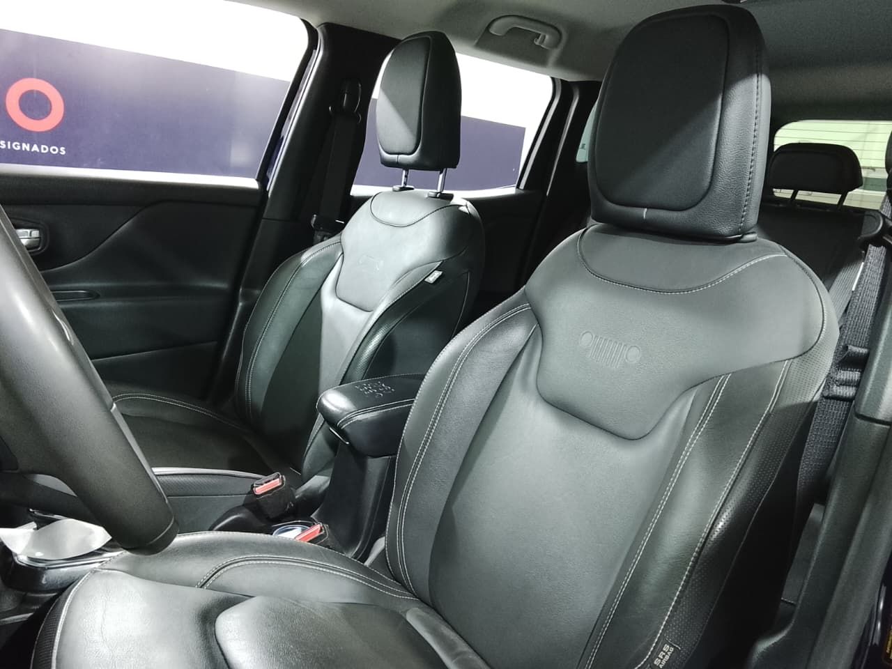 JEEP RENEGADE - foto 12