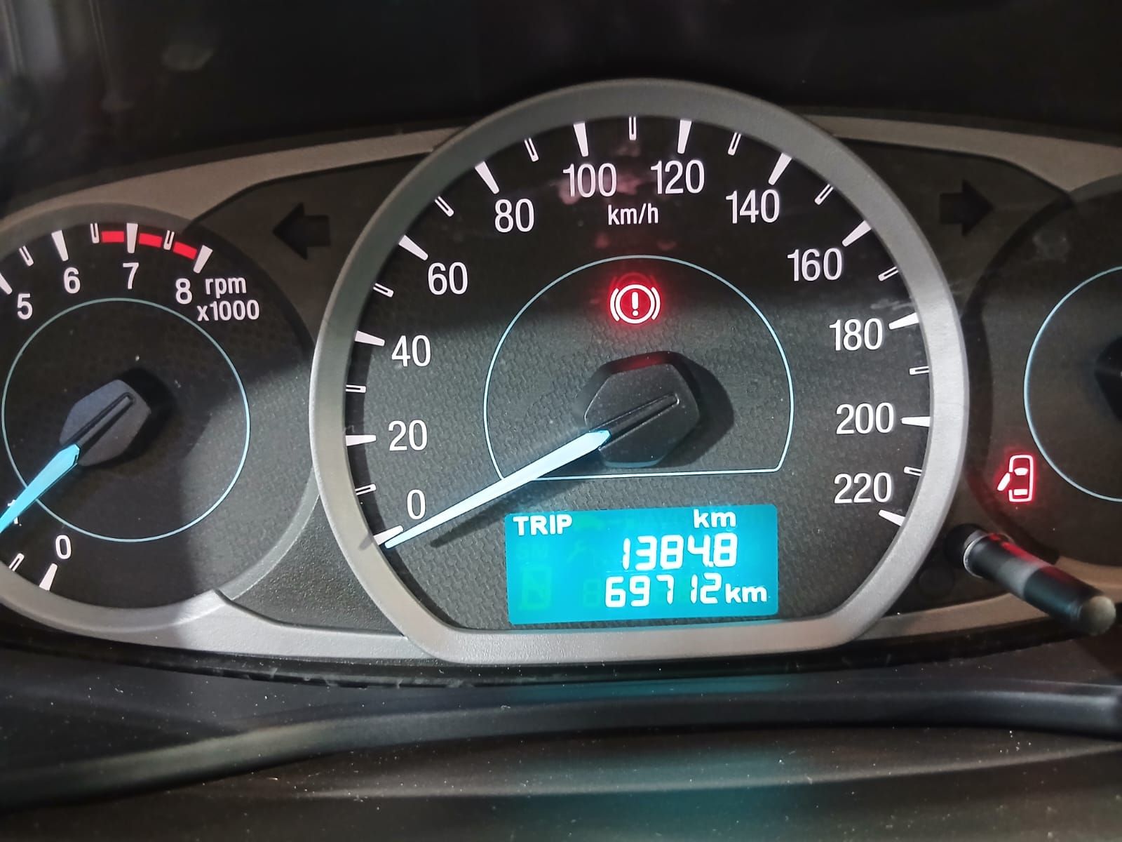 FORD KA - foto 8