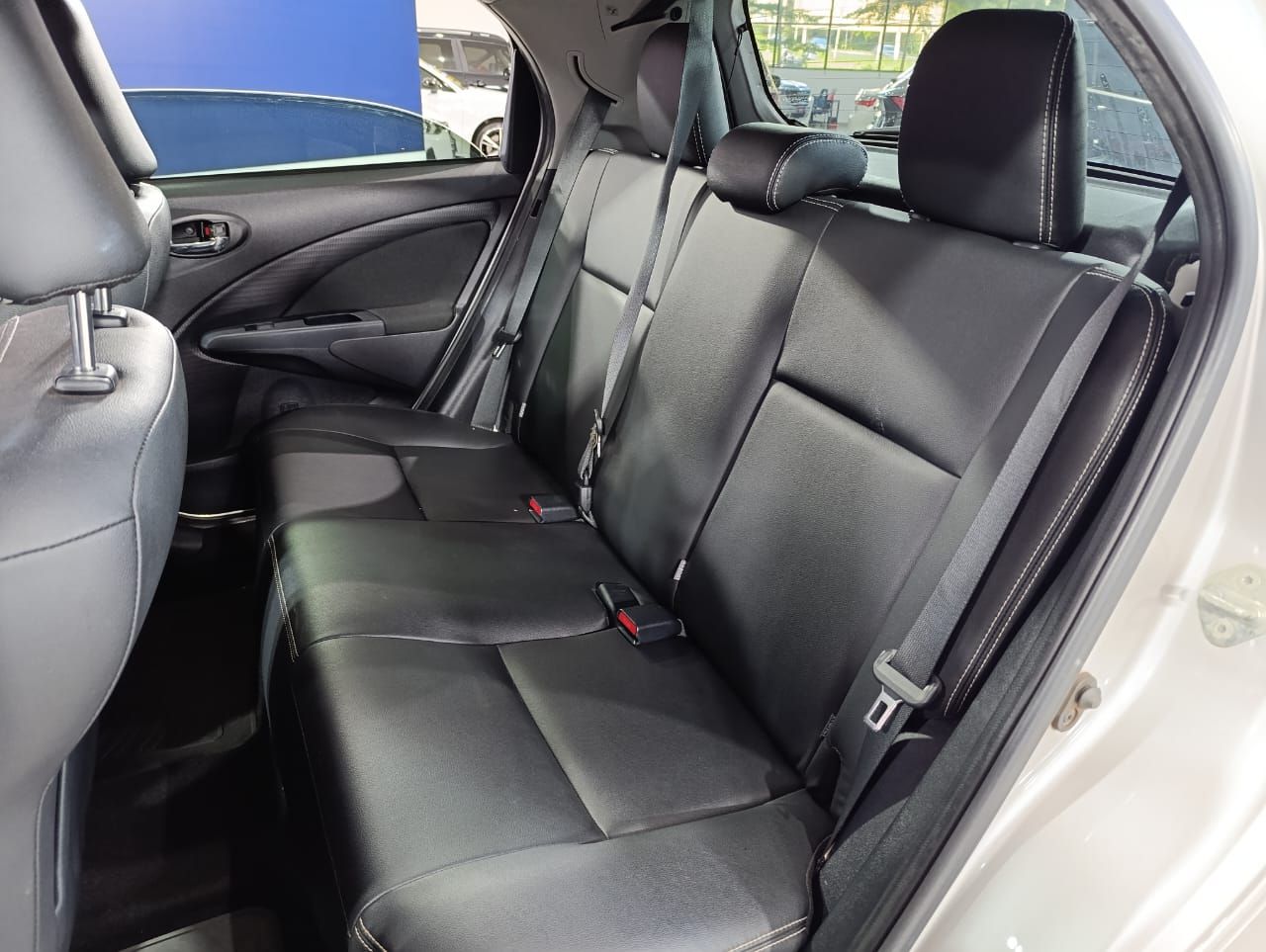 TOYOTA ETIOS - foto 13