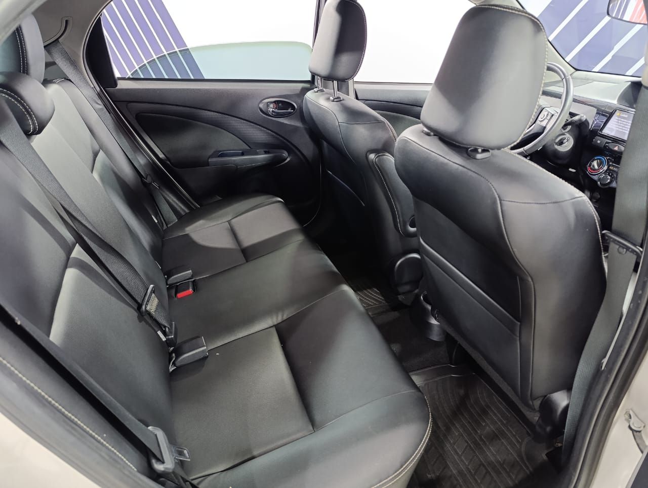 TOYOTA ETIOS - foto 16