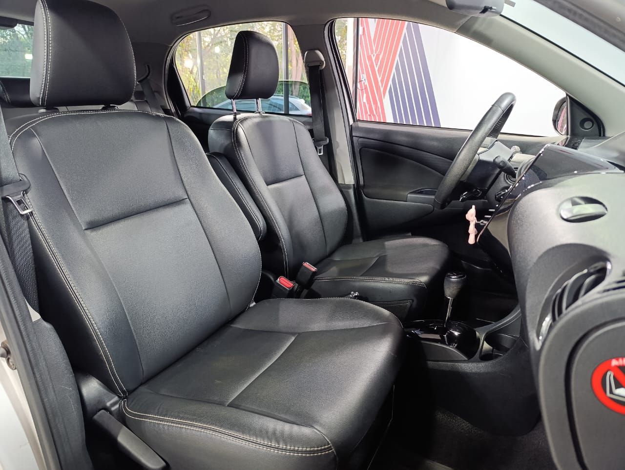 TOYOTA ETIOS - foto 17