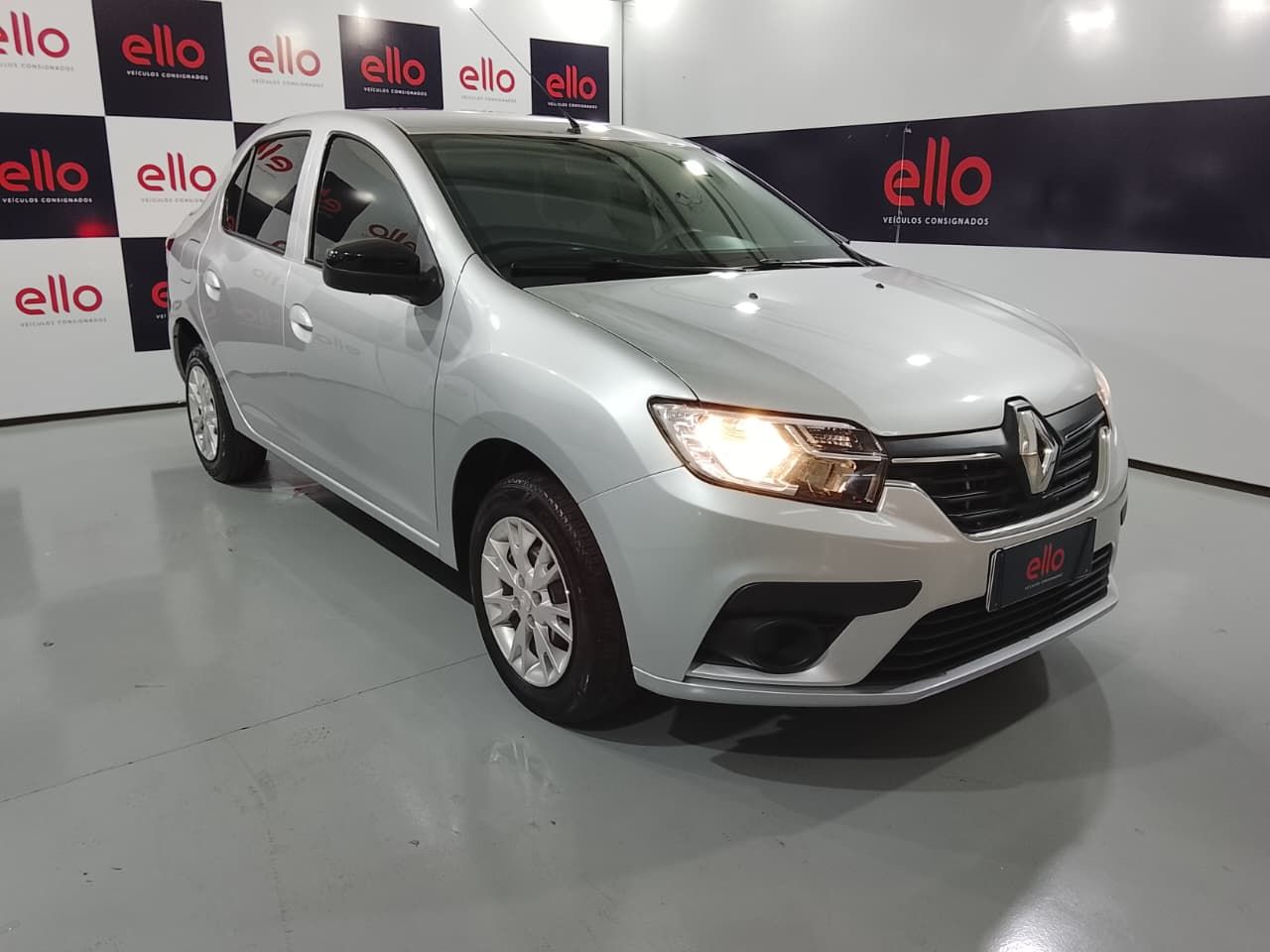 RENAULT LOGAN
