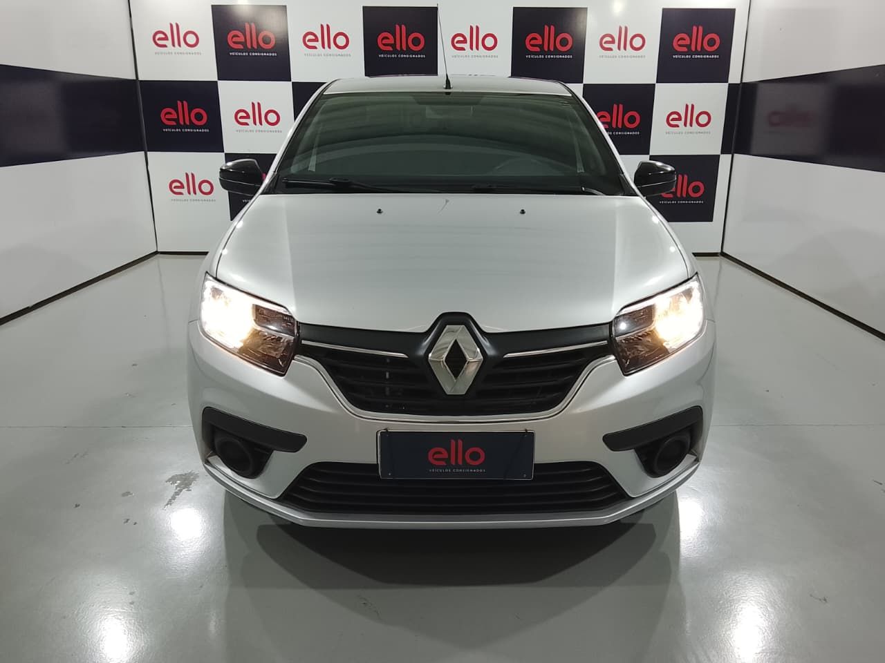 RENAULT LOGAN - foto 2