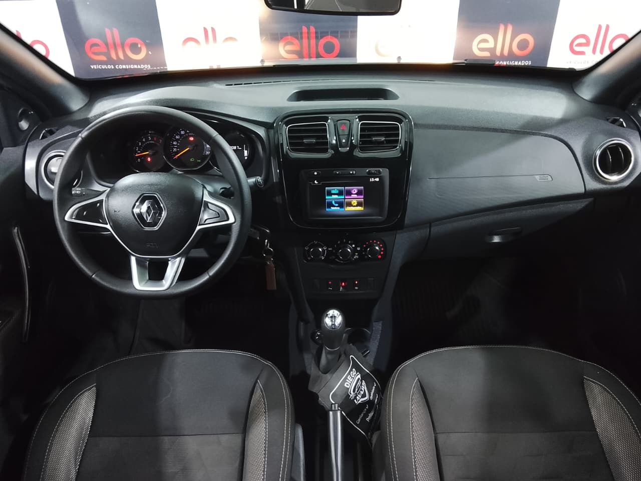 RENAULT LOGAN - foto 9
