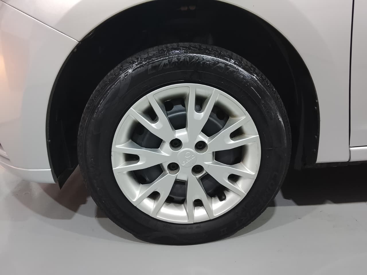 RENAULT LOGAN - foto 19