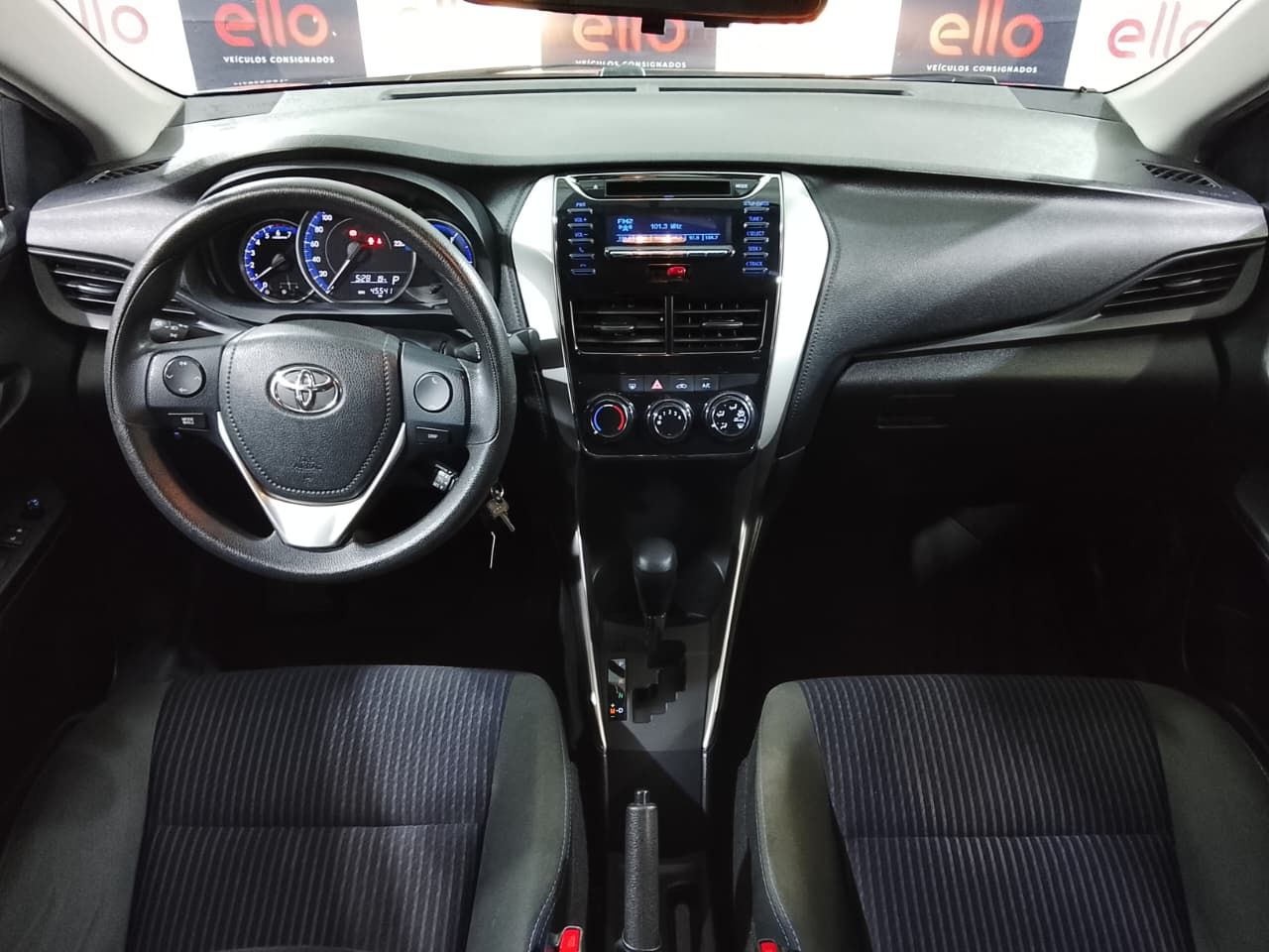TOYOTA YARIS - foto 7