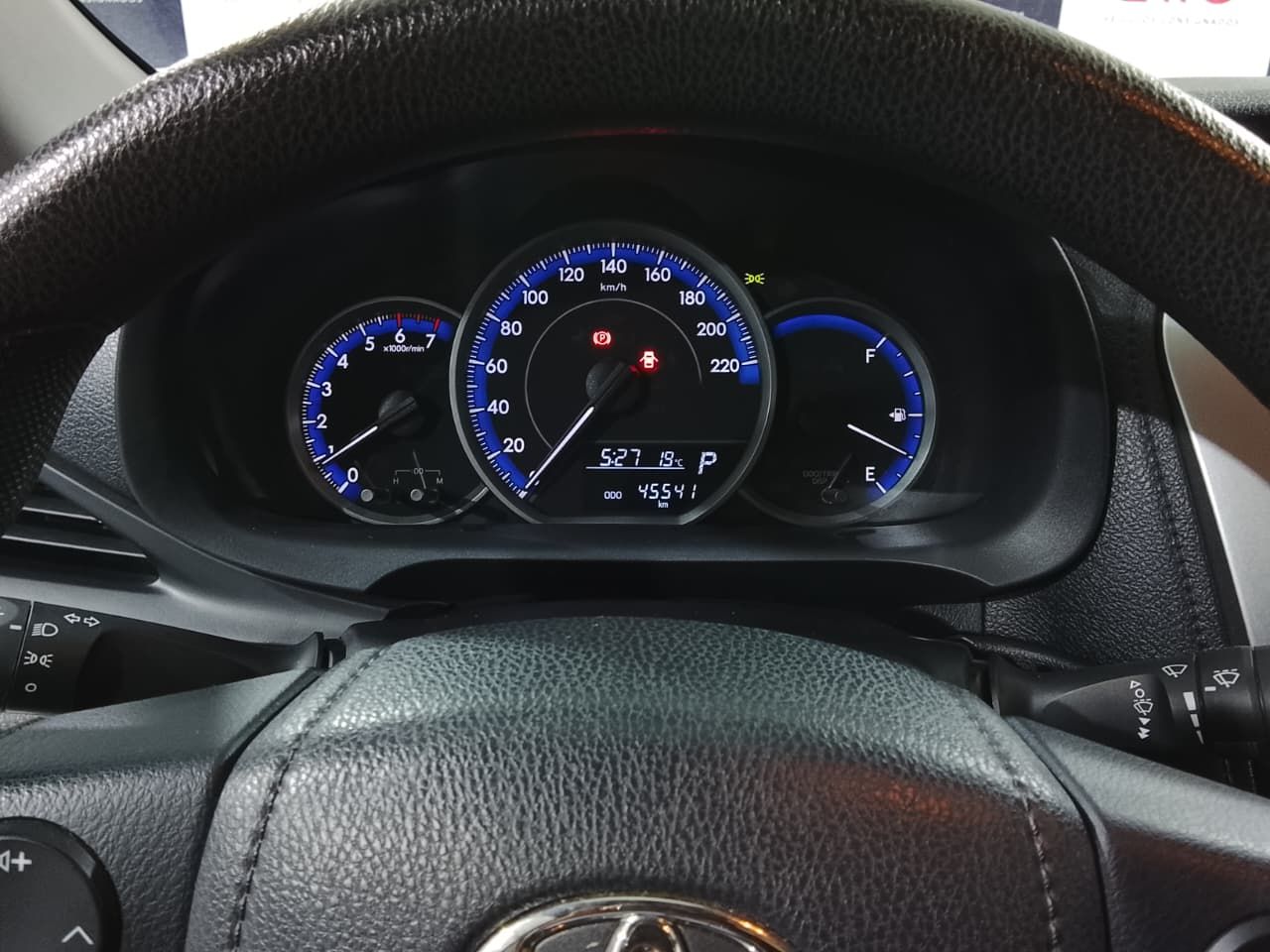 TOYOTA YARIS - foto 9