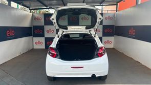 PEUGEOT 208 - foto 13