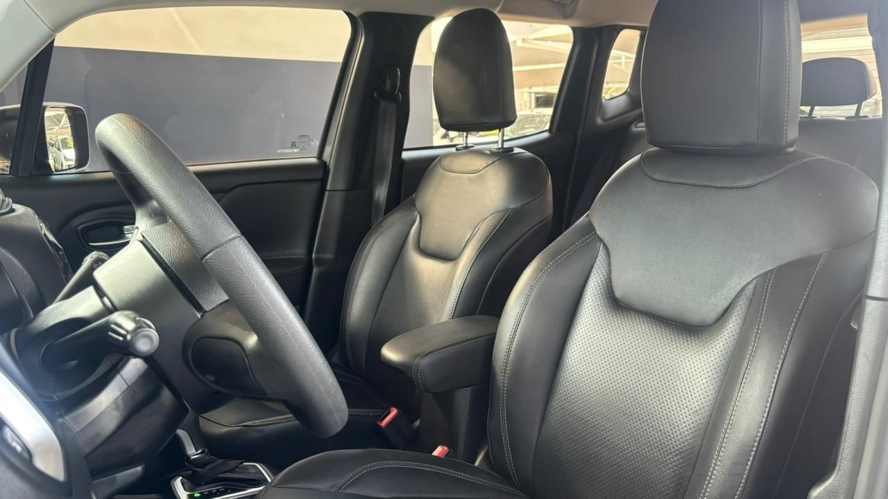 JEEP RENEGADE - foto 12