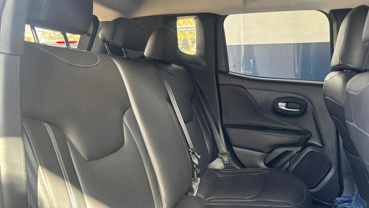 JEEP RENEGADE - foto 13