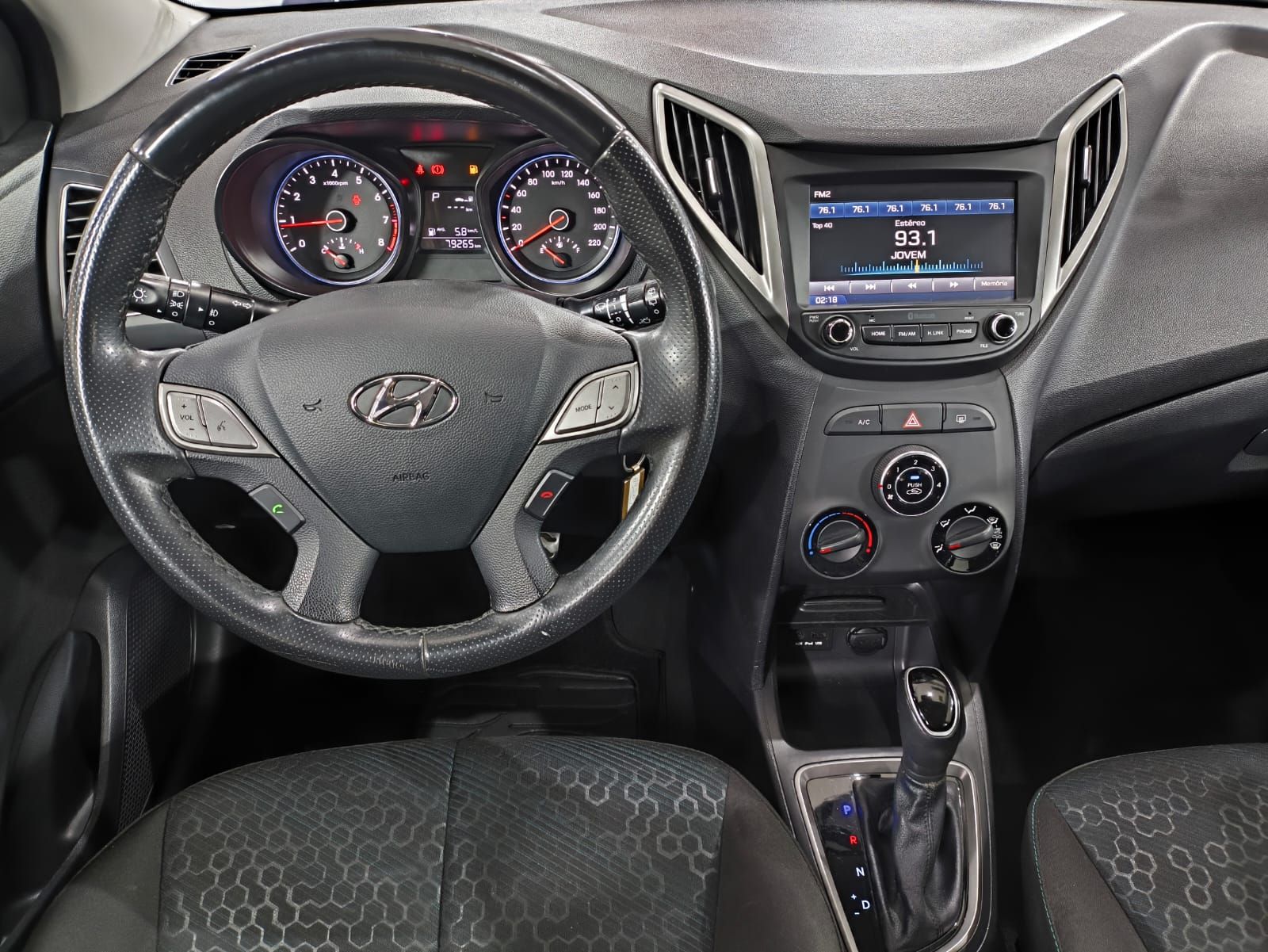 HYUNDAI HB20X - foto 11