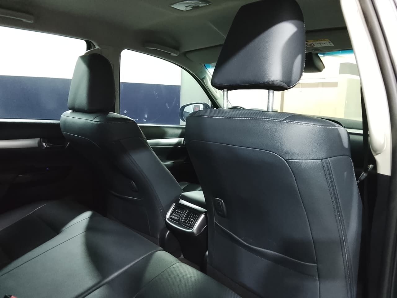 TOYOTA HILUX - foto 16