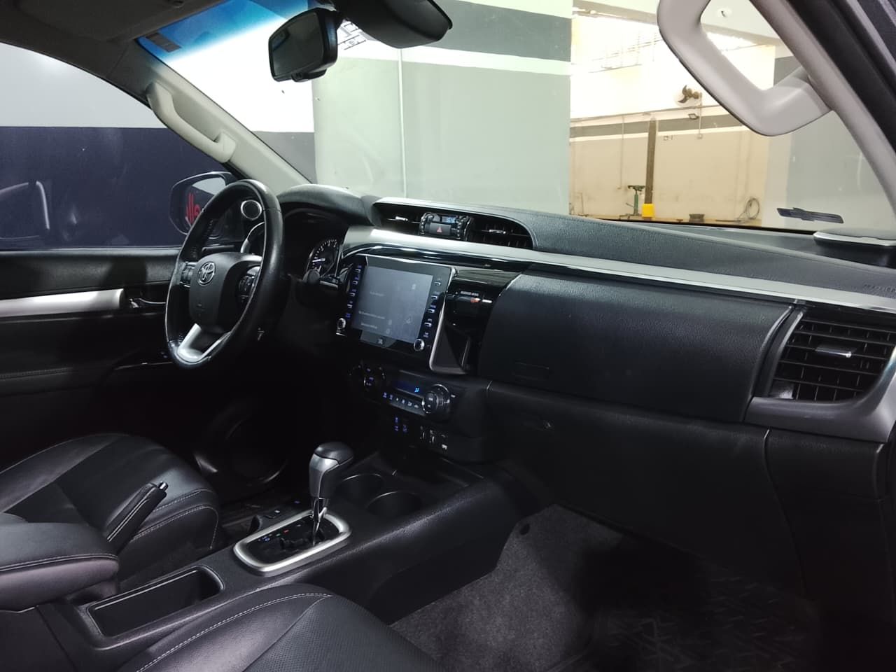 TOYOTA HILUX - foto 17