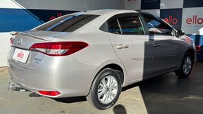 TOYOTA YARIS - foto 4