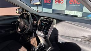 TOYOTA YARIS - foto 9