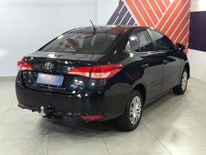 TOYOTA YARIS - foto 6