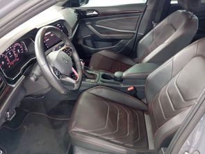 VOLKSWAGEN JETTA - foto 13