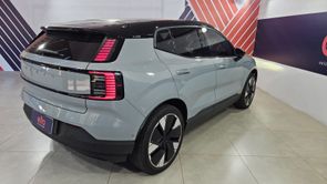 VOLVO EX30 - foto 4