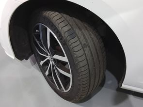 VOLKSWAGEN GOLF - foto 21