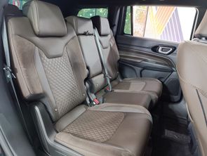JEEP COMMANDER - foto 18