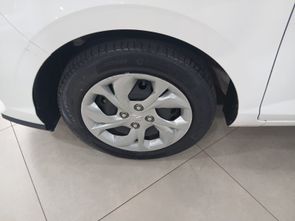 HYUNDAI HB20 - foto 13