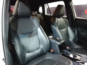 TOYOTA COROLLA CROSS - foto 17