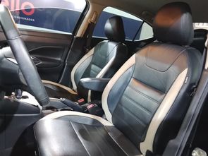 NISSAN VERSA - foto 12