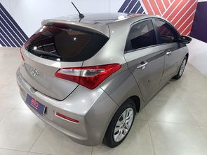 HYUNDAI HB20 - foto 4