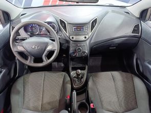 HYUNDAI HB20 - foto 10