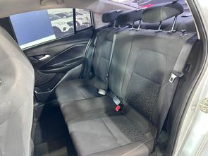 CHEVROLET ONIX - foto 13