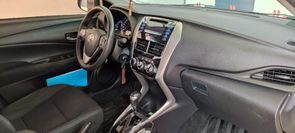 TOYOTA YARIS - foto 11
