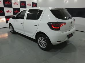 RENAULT SANDERO - foto 6