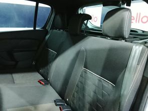RENAULT SANDERO - foto 13