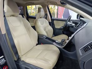 VOLVO XC60 - foto 17