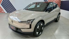 VOLVO EX30 - foto 3