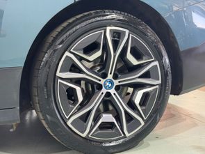 BMW IX - foto 19