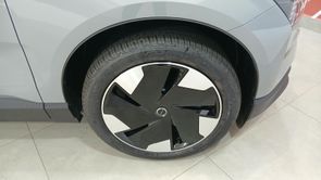 VOLVO EX30 - foto 16