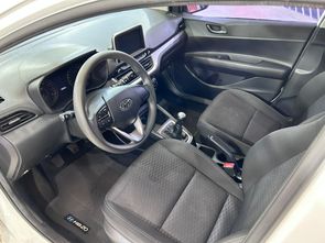 HYUNDAI HB20 - foto 12