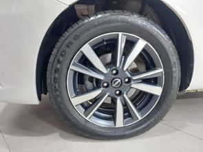 NISSAN VERSA - foto 19