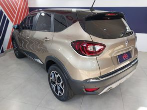RENAULT CAPTUR - foto 4