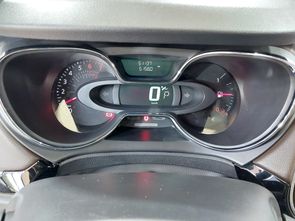 RENAULT CAPTUR - foto 8
