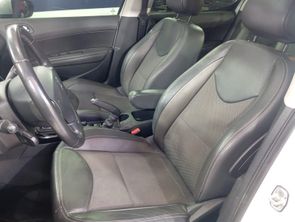PEUGEOT 308 - foto 13